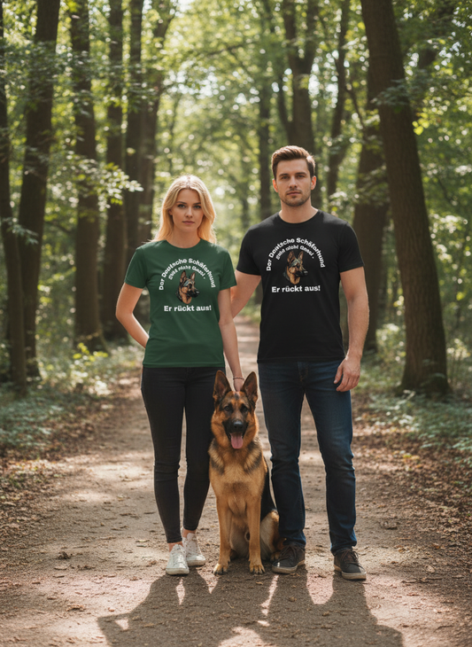 Frau und Mann mit Schäferhund T-Shirts und Schäferhund