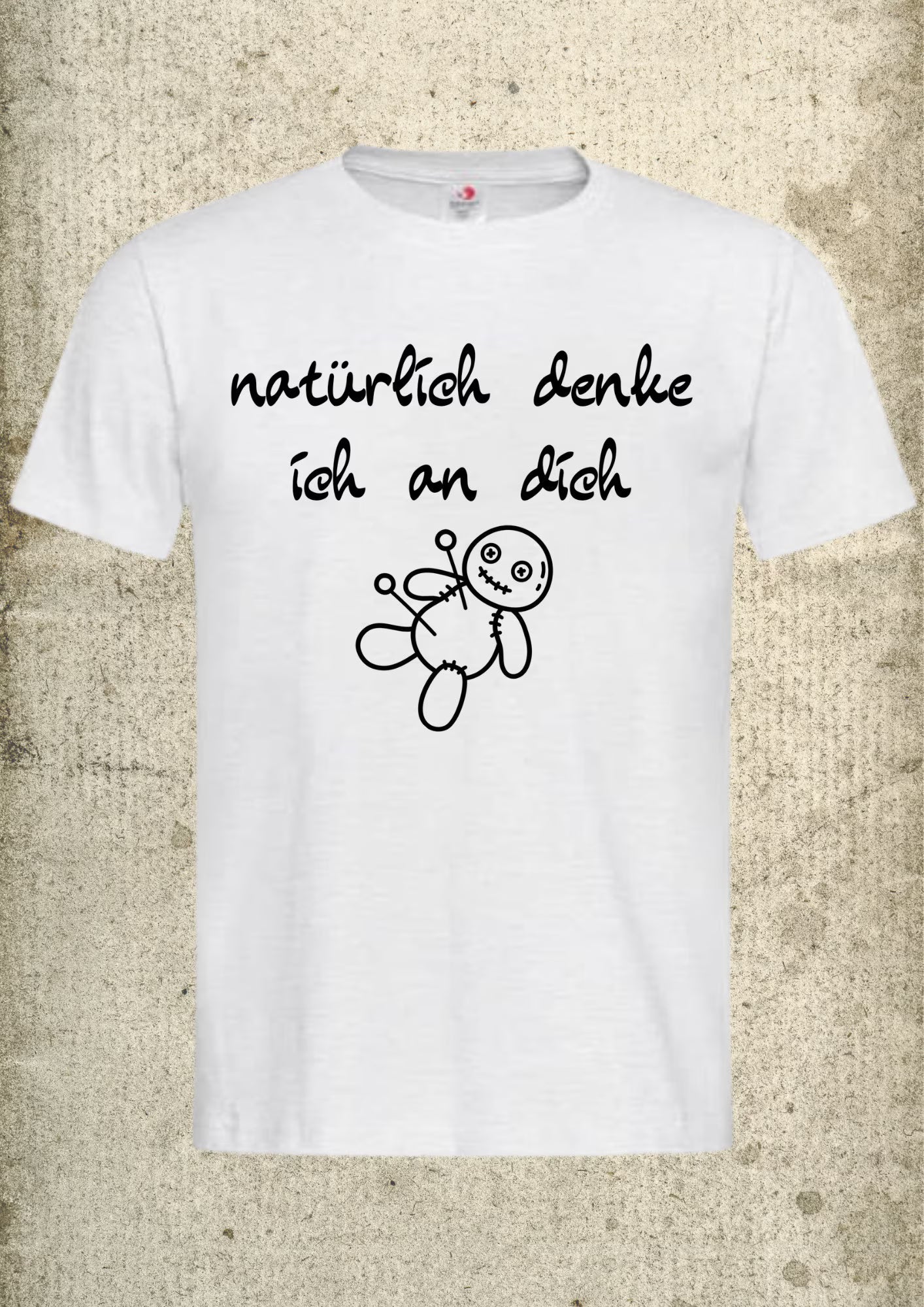 🪄 Natürlich denke ich an Dich... Vodoo Puppe T-Shirt 🖤