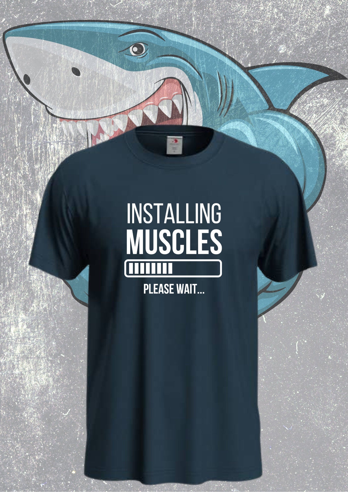 👕 Männer T-Shirt 'Installing Muscles please wait...' - Fitness Humor Shirt 💪