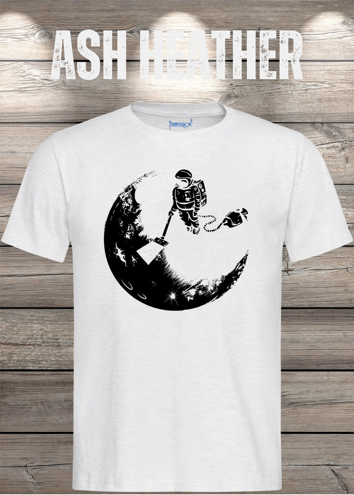 T-Shirt Mond mit Astronaut der Mond mit Staubsauger Staub saugt Personalisierbar Witziges T-Shirt Geschenkidee Lustiges Unisex T-Shirt