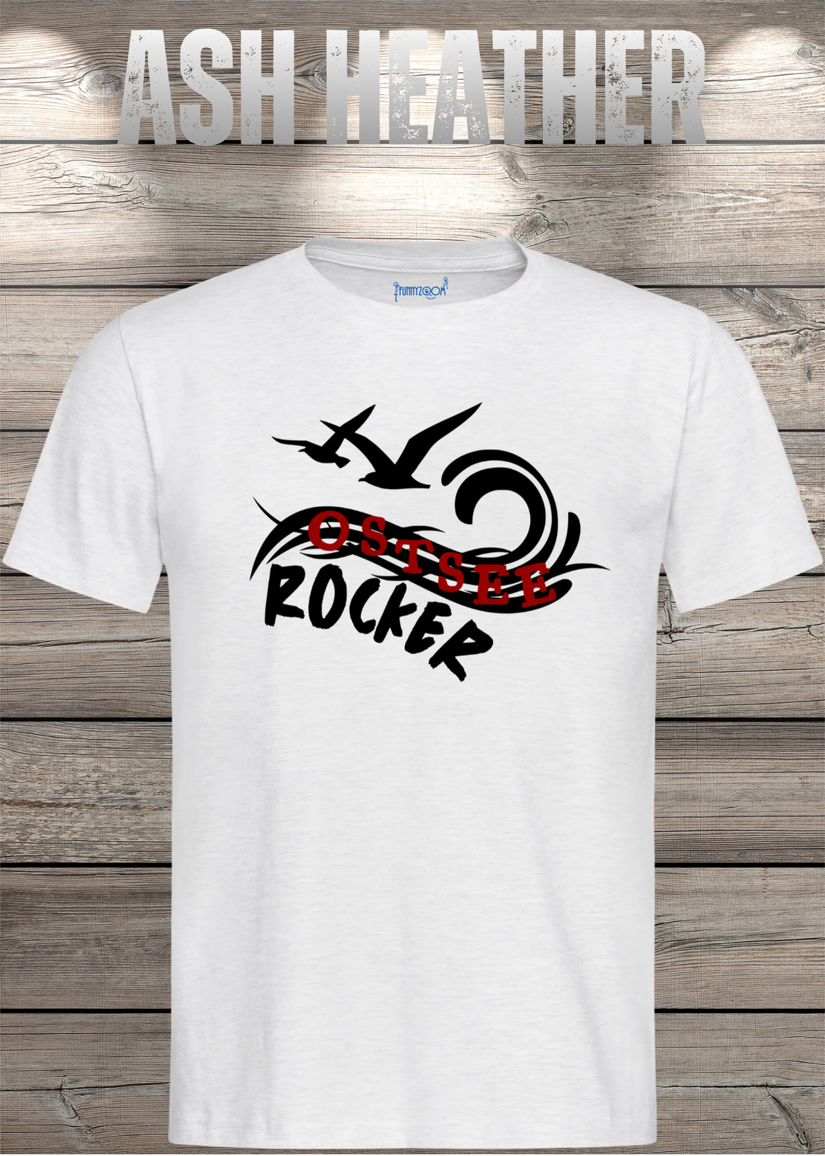 Unisex-T-Shirt „Ostsee Rocker“ in Ash Heather.
