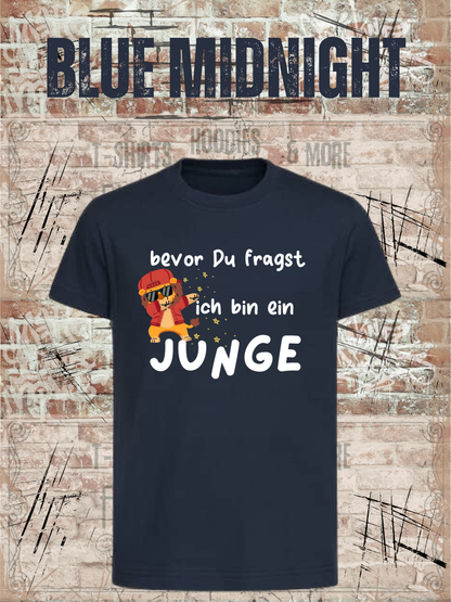 Kinder-T-Shirt „Bevor Du fragst – ich bin ein Junge!“ in Blue Midnight.