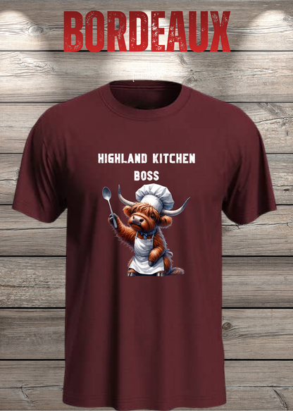 Unisex-T-Shirt „Highland Kitchen Boss“ in Bordeaux.