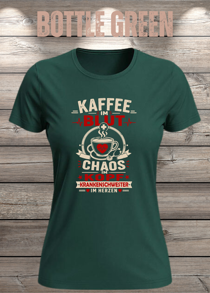 Krankenschwester T-Shirt – Kaffee im Blut, Chaos im Kopf