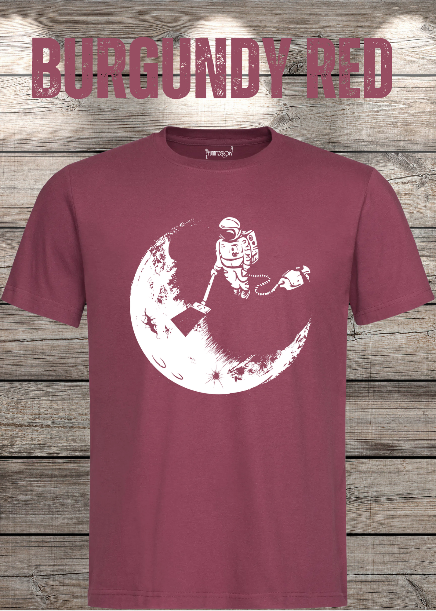 T-Shirt Mond mit Astronaut der Mond mit Staubsauger Staub saugt Personalisierbar Witziges T-Shirt Geschenkidee Lustiges Unisex T-Shirt