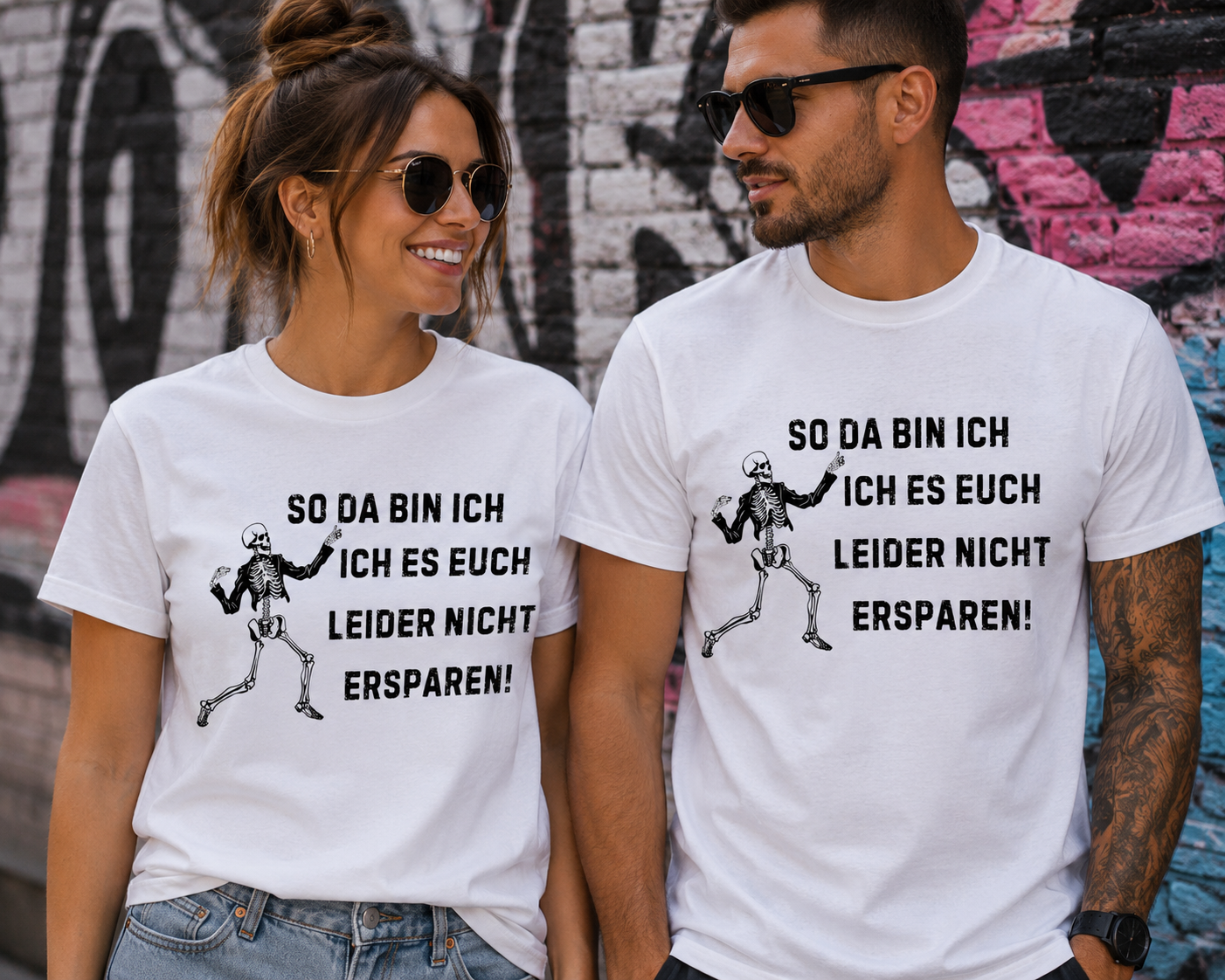So da bin ich – Ich es euch leider nicht ersparen! Skelett Sprüche T-Shirt Unisex
