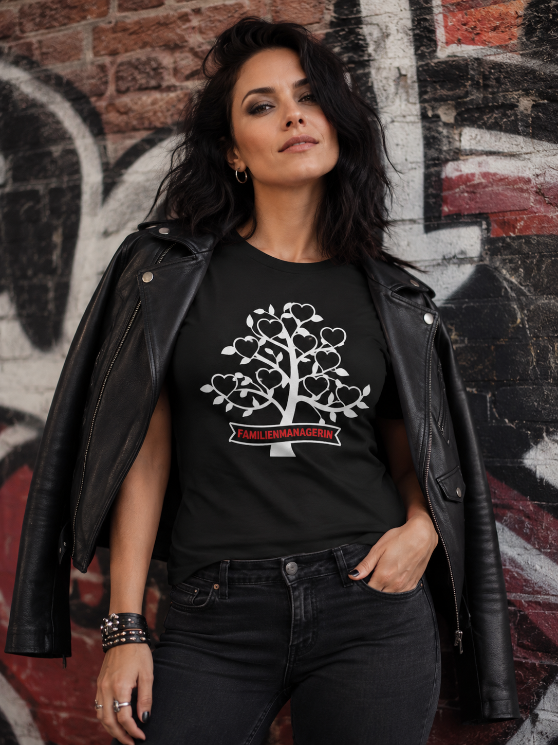 Familienmanagerin T-Shirt Damen – Herzbaum | Geschenk für Mama