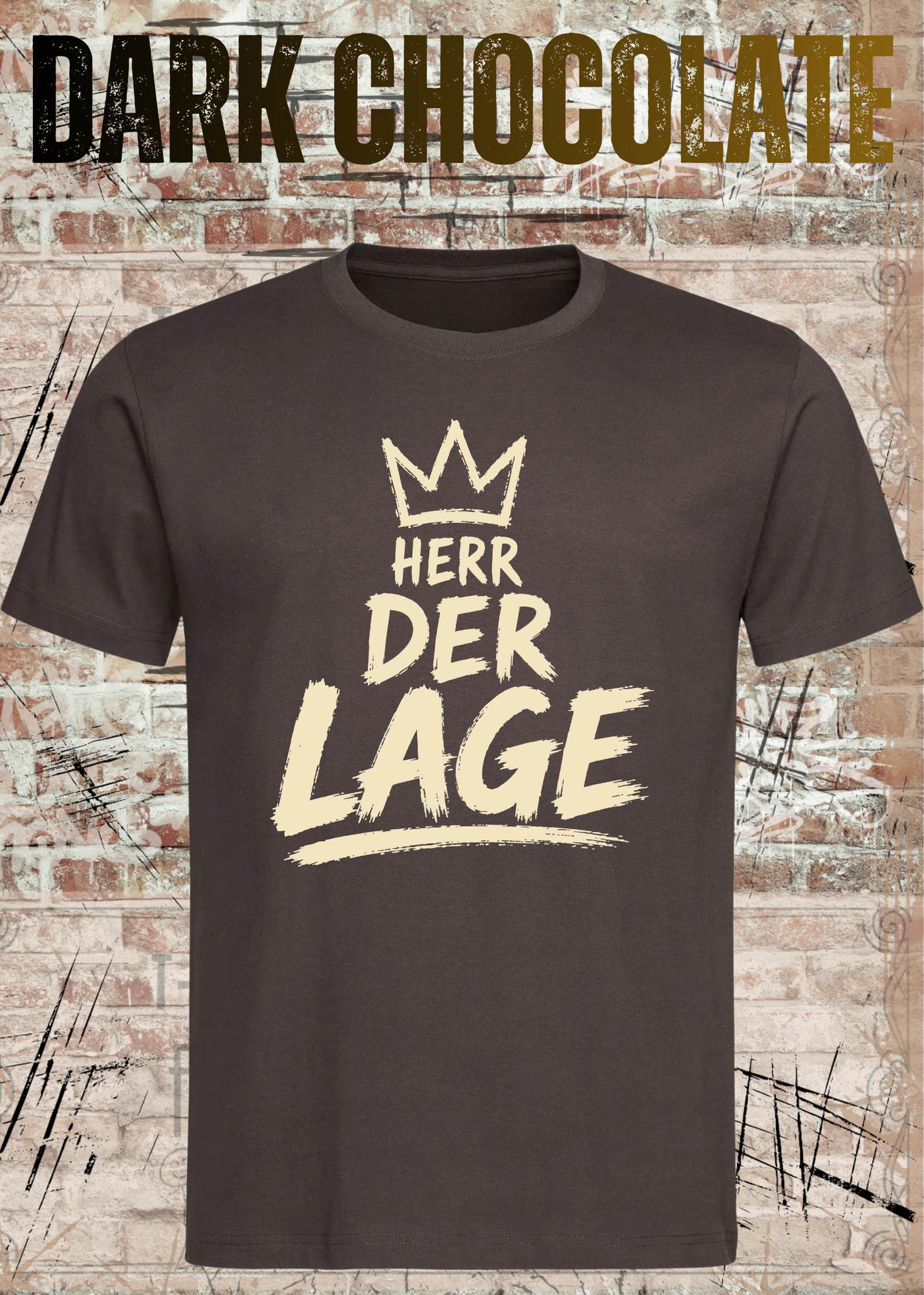 Herr der Lage – Lustiges Herren T-Shirt mit Krone