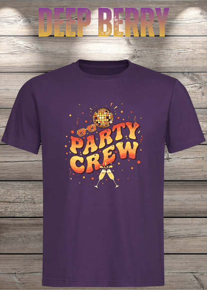 Unisex-T-Shirt „Party Crew“ in Deep Berry.