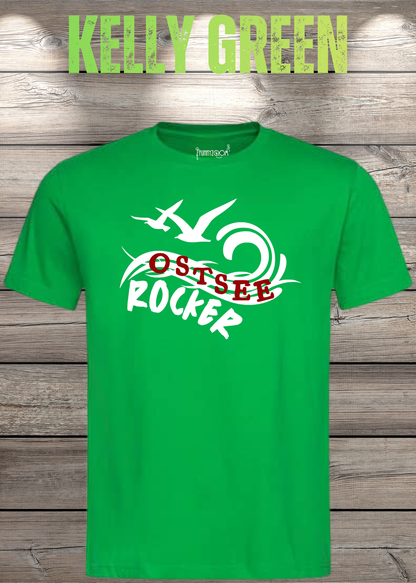 Unisex-T-Shirt „Ostsee Rocker“ in Kelly Green.