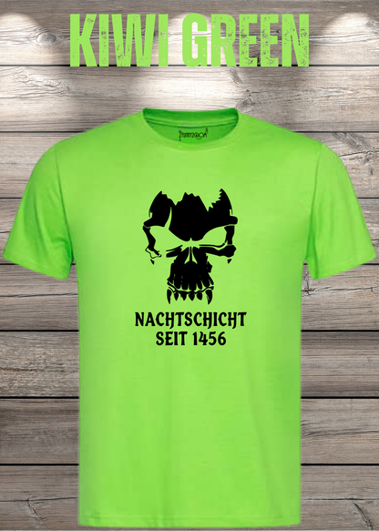 Gothic T-Shirt Skull Totenkopf Vampir Nachtschicht seit 1456 in Kiwi Green.