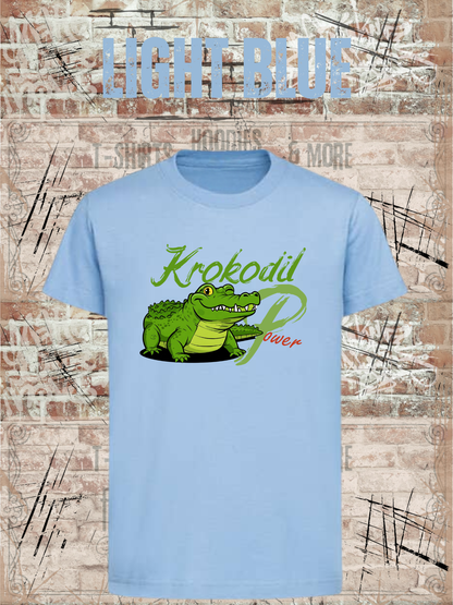 Krokodil Power – Kinder T-Shirt für Jungen & Mädchen in Light Blue.