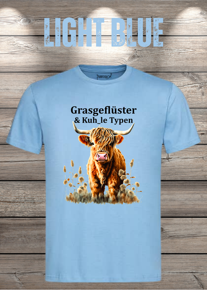 Unisex-T-Shirt „Grasgeflüster & Kuh_le Typen“ in Light Blue.