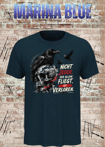 Nicht Jeder der Allein Fliegt T-Shirt – Dunkles Raben Shirt mit Totenkopf Motiv