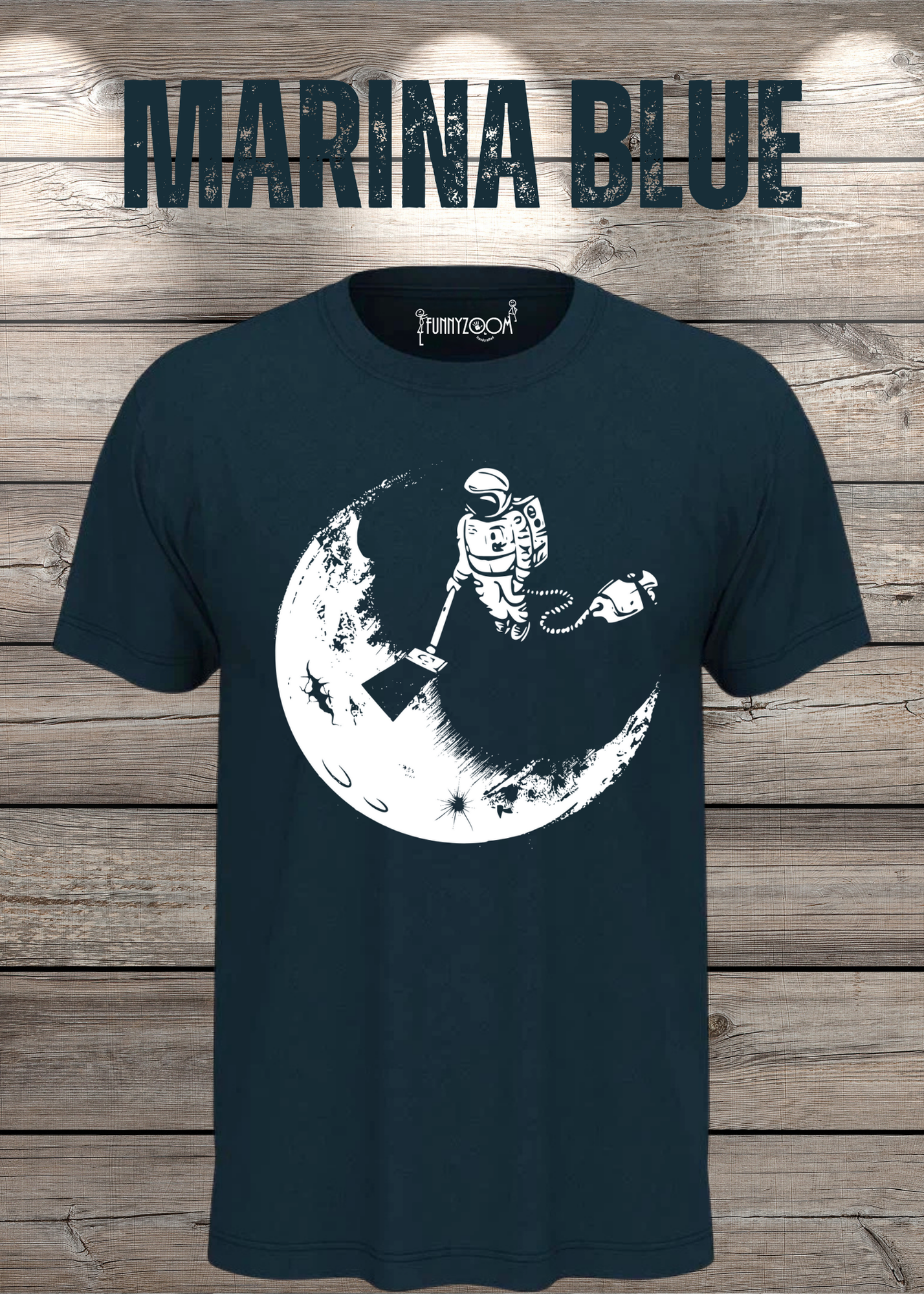 T-Shirt Mond mit Astronaut der Mond mit Staubsauger Staub saugt Personalisierbar Witziges T-Shirt Geschenkidee Lustiges Unisex T-Shirt