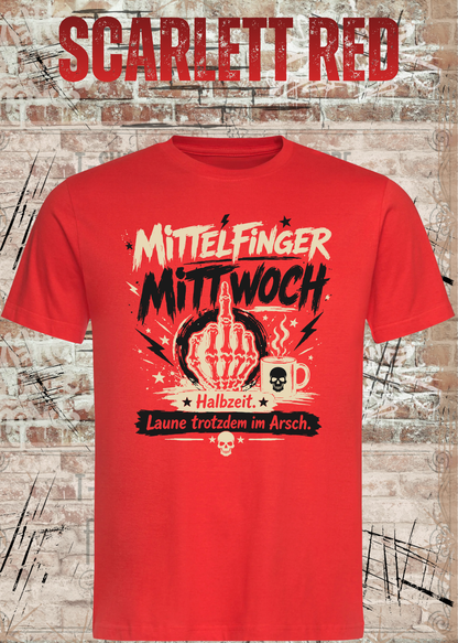 Unisex-T-Shirt „Mittelfinger Mittwoch – Halbzeit, Laune im Arsch“ in Scarlet Red.