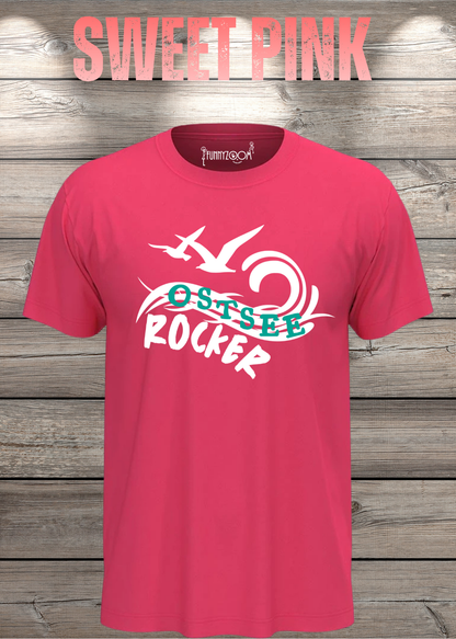 Unisex-T-Shirt „Ostsee Rocker“ in Sweet Pink.