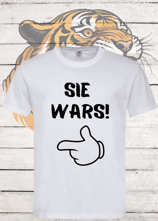 👉 Herren Paar T-Shirt 'Sie war es!' - Lustiges Zeigefinger Partnershirt 😂