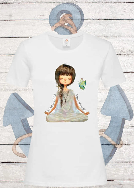 🧘‍♀️ Damen T-Shirt 'Remember This Every Moment' - Inspirierendes Yoga Shirt ✨