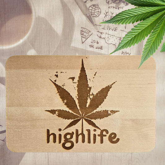 🌿 Frühstücksbrettchen High Life 🍃 Vesperteller Holz Schneidebrett 🎁 Geschenkidee für Cannabis Fans 22x15cm