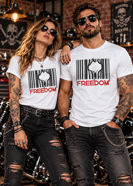 Tragebeispiel: Unisex-T-Shirt „Freedom“ in White.