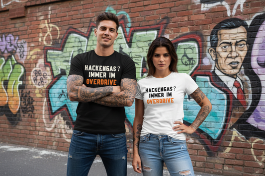 Rockiges Paar mit T-Shirts